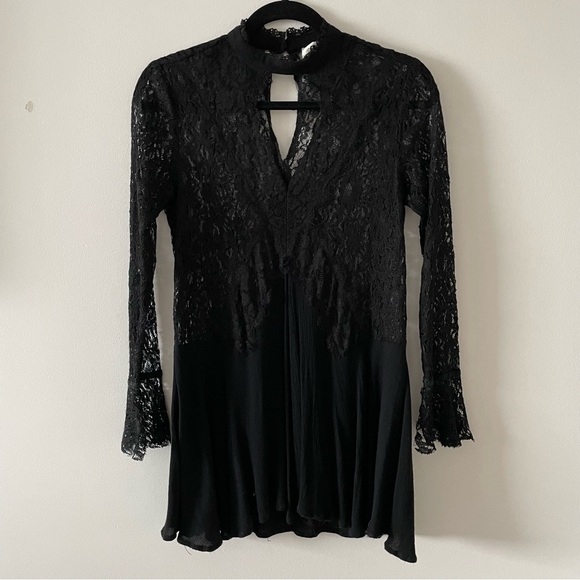 Blue Streak II black long sleeve lace cut out shirt top tunic dress size small - Picture 1 of 2